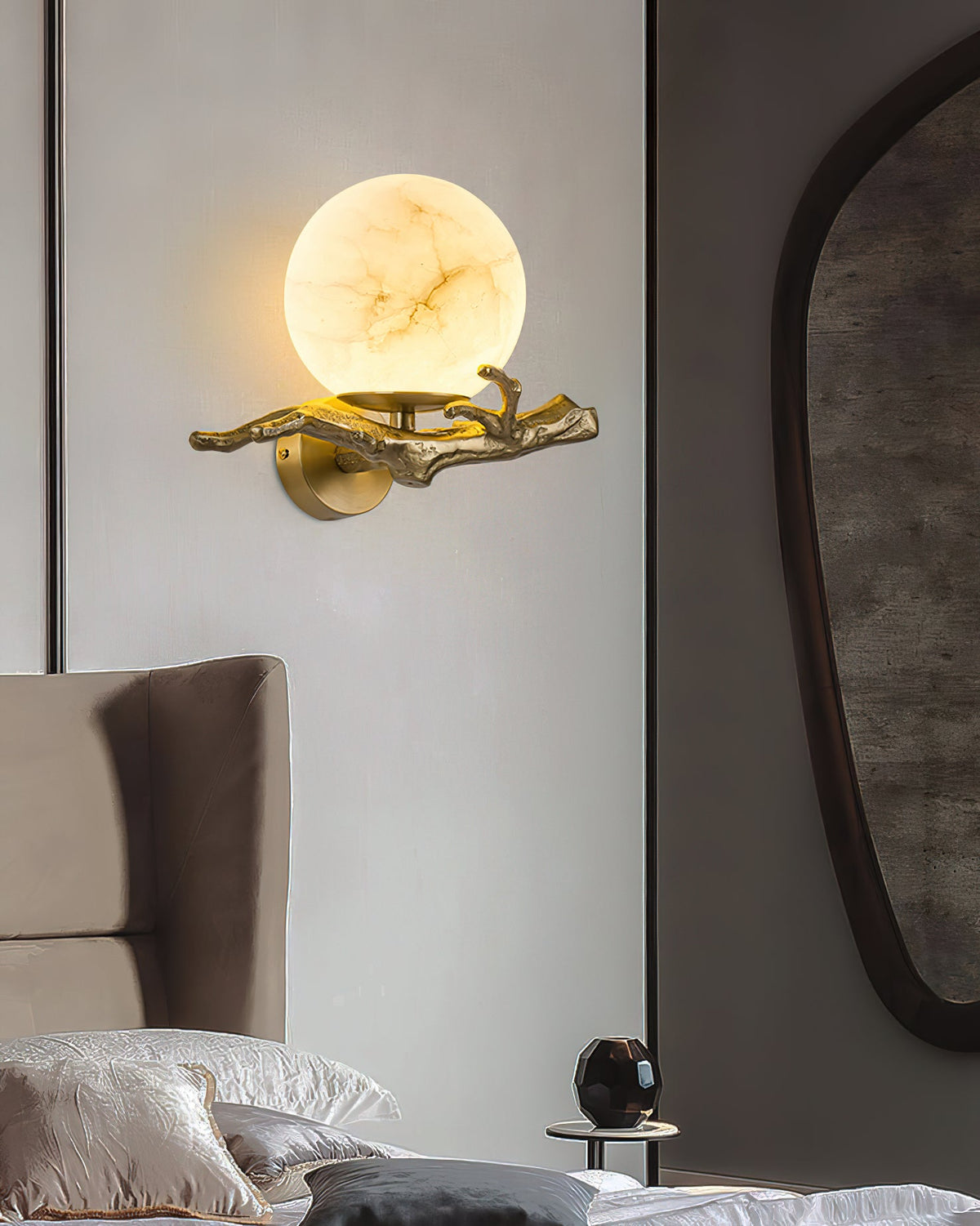 Retro Twigs Alabaster Wall Lamp - Brass Organic Branch Sconce