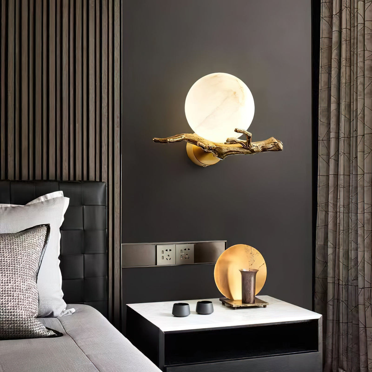 Retro Twigs Alabaster Wall Lamp - Brass Organic Branch Sconce