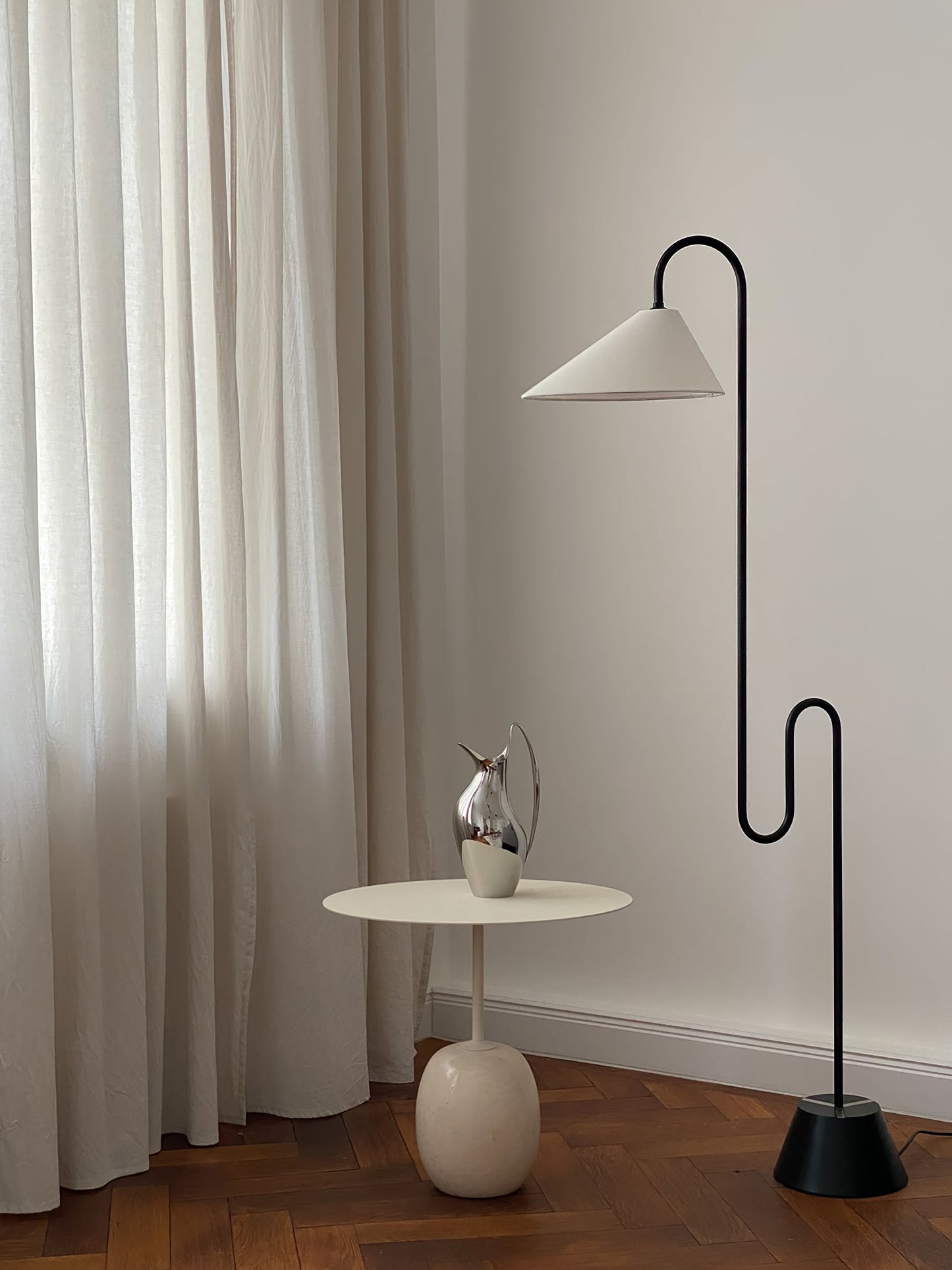 Roattino Floor Lamp - S-Shaped Steel Frame & Fabric Shade Light