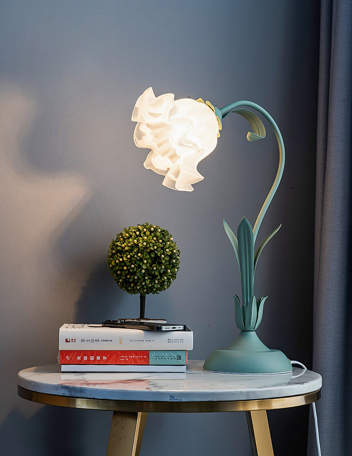 Romantic Flower Table Lamp - Glass Flower Shade Nightstand Light