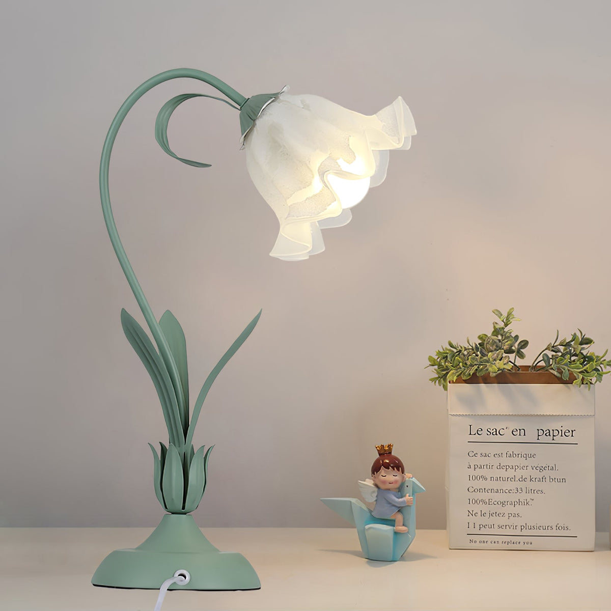 Romantic Flower Table Lamp - Glass Flower Shade Nightstand Light
