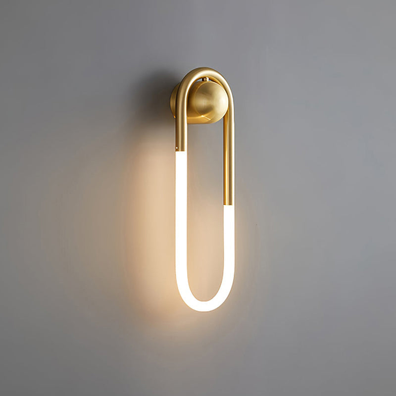 Rudi Loop Wall Lamp - Minimalist Hand-Bent Brass LED Sconce | Geometric Fluid Art Light