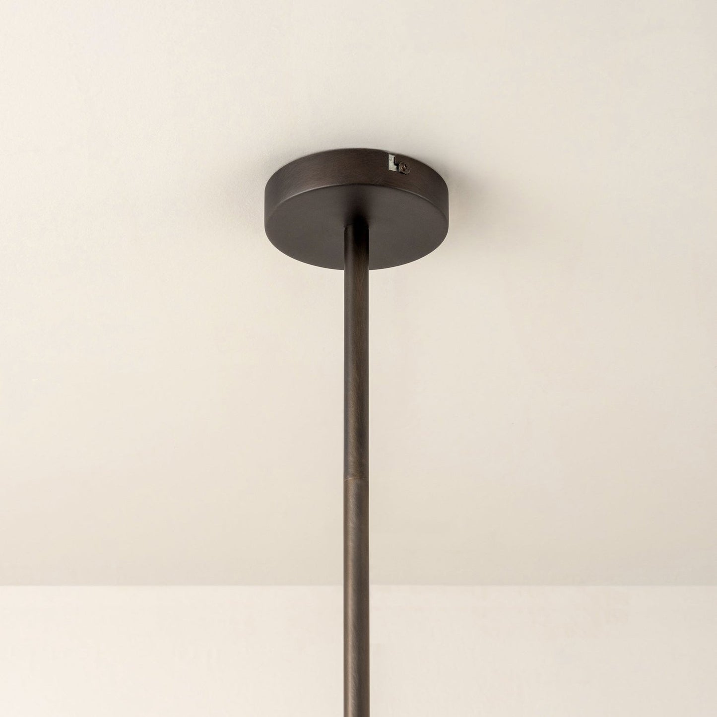 Ruzo Chandelier - Minimalist 4-Light Porcelain & Brass Pendant | Monochrome Designer Chandelier