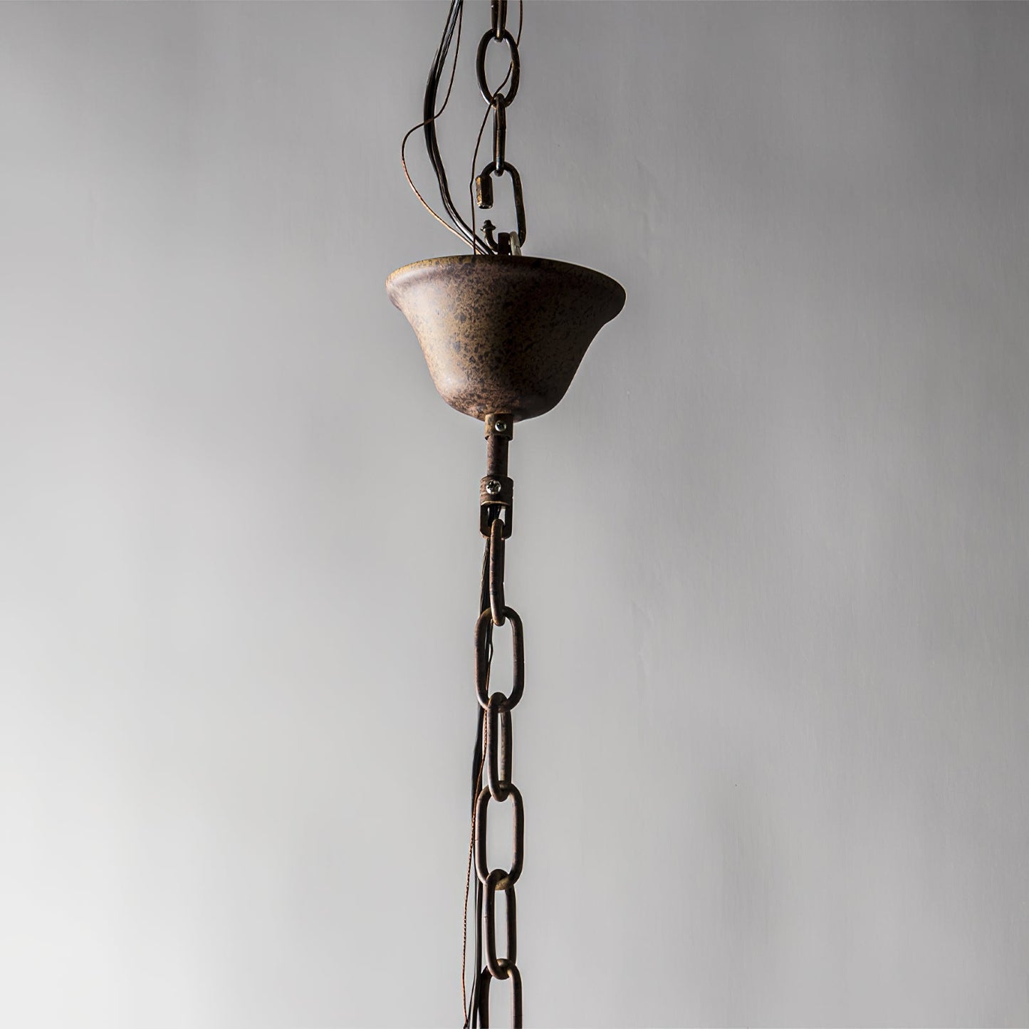 Safavieh Moshe Pendant Lamp - French Chateau Inspired Wood & Iron Chandelier | Rustic 4-Light Pendant