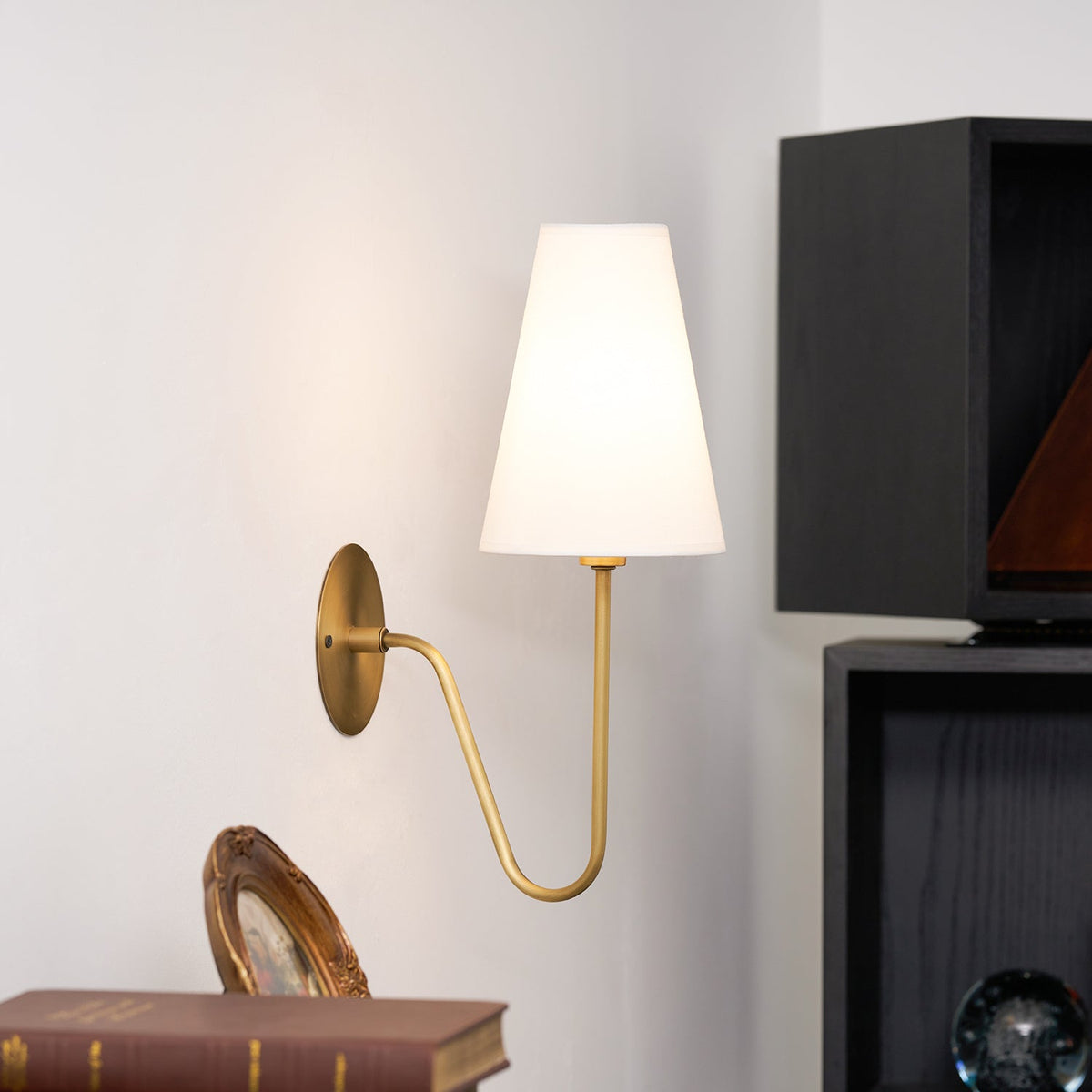 Scoop Wall Lamp - Handcrafted Brass Sculptural Wall Sconce