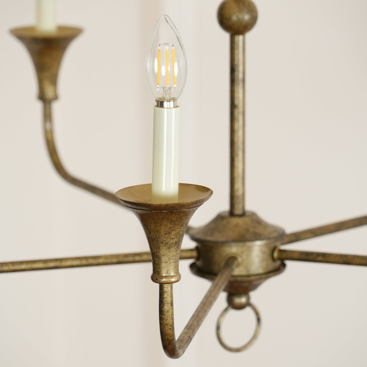 Cecil Chandelier – Minimalist Fluid Arm Candelabra Chandelier
