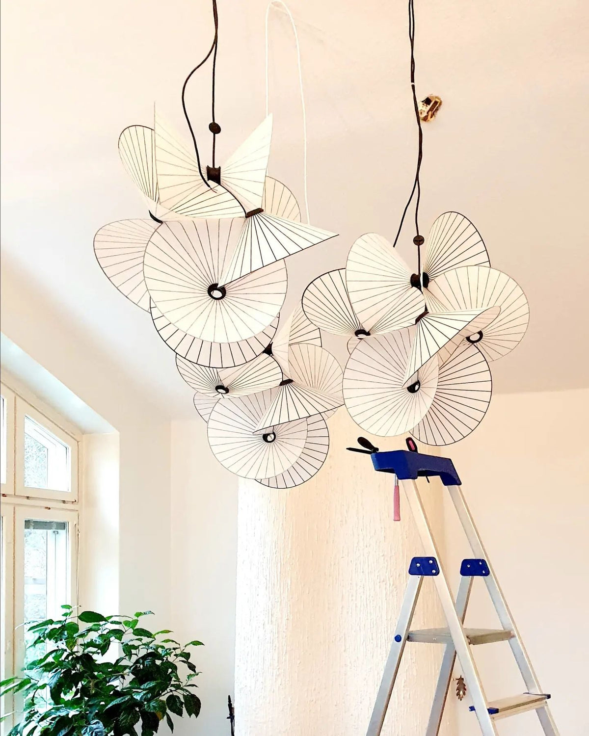 Serpentine Pendant Light - Twisted Fabric & Dark Line Pendant | Modern Origami Suspension Lamp