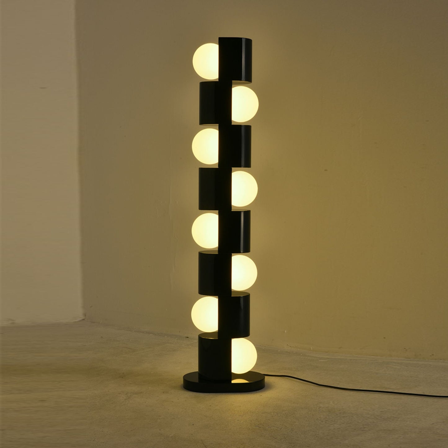 Space Age Totem Floor Lamp - Italian Retro Geometric Stacked Floor Lamp | Space Age Standing Light