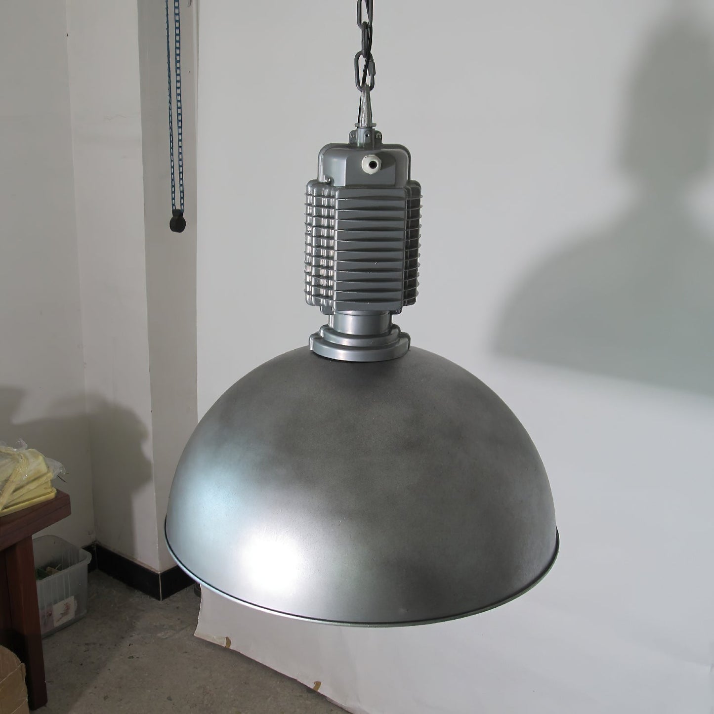Steinhauer Bikkel Pendant Light - Silver Industrial Dome Pendant | Height-Adjustable Chain Hanging Light