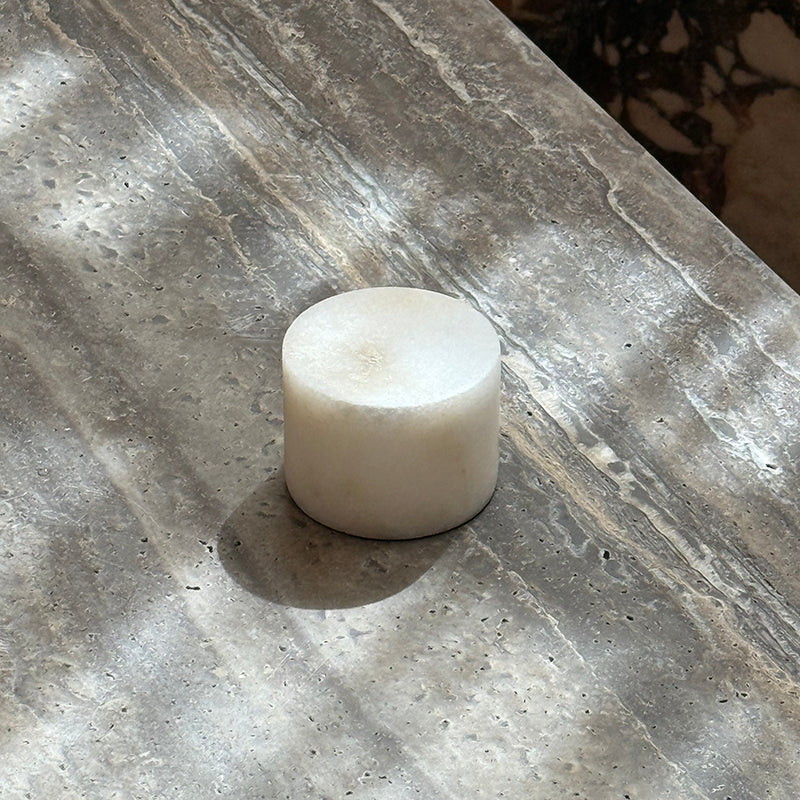 Sterno Alabaster Table Lamp - Cordless Natural Stone Accent Lamp | Battery-Powered Alabaster Desk Light
