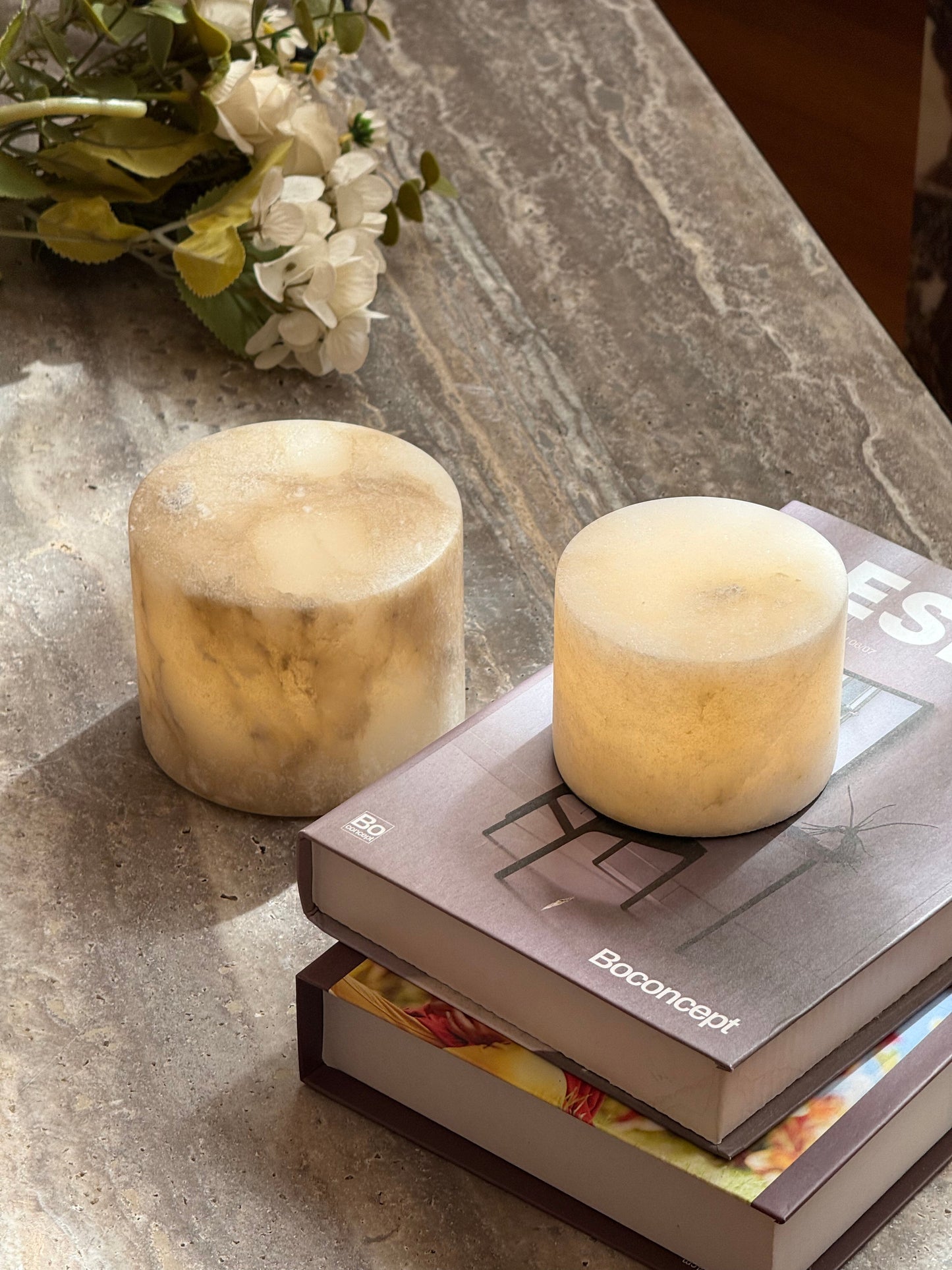 Sterno Alabaster Table Lamp - Cordless Natural Stone Accent Lamp | Battery-Powered Alabaster Desk Light