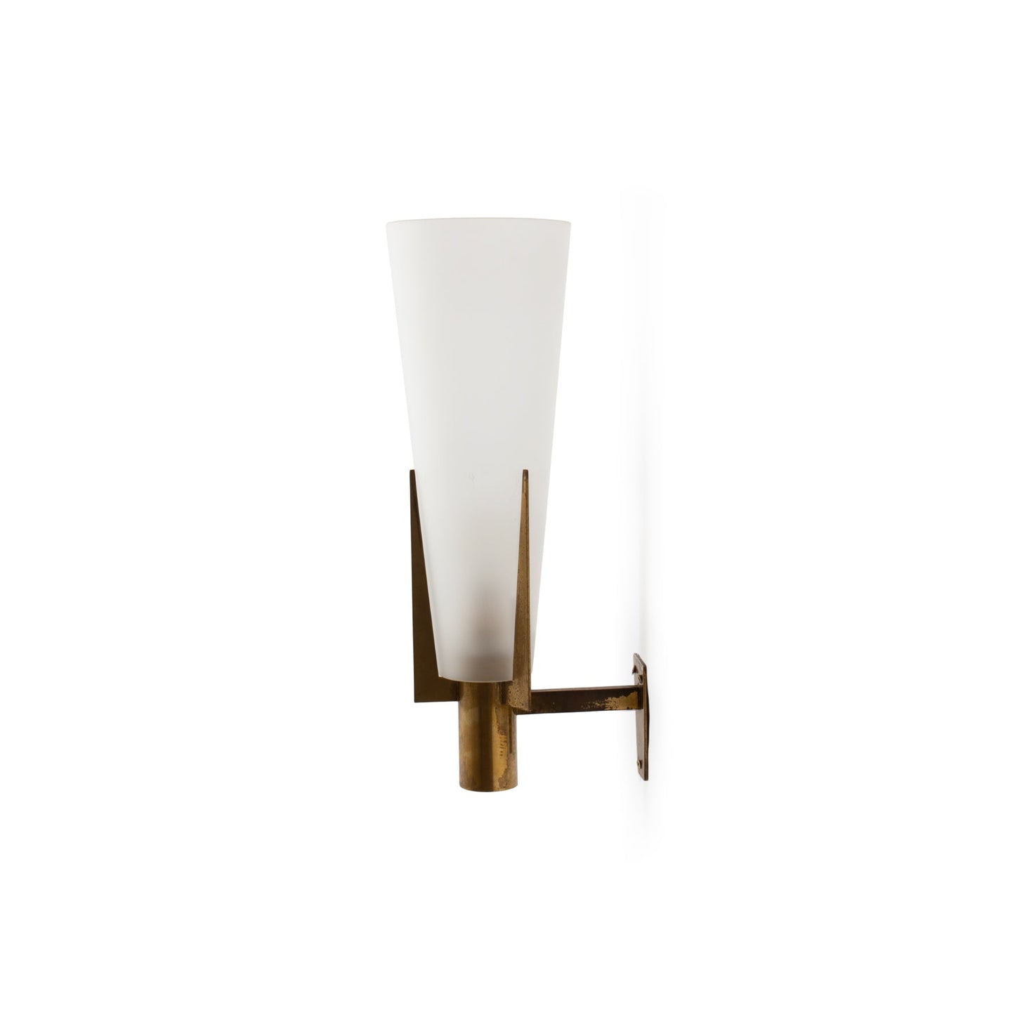 Stilnovo Wall Lamp - Antique Brass Trident Sconce | Opaque Glass Globe Wall Light