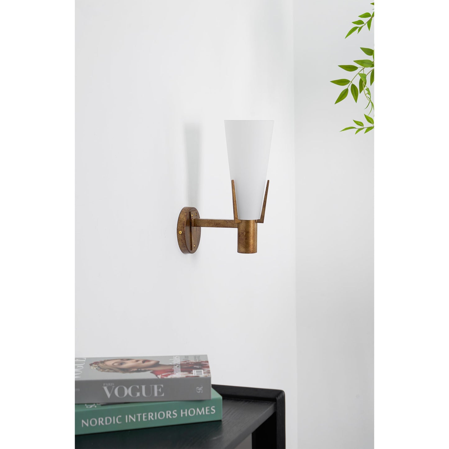 Stilnovo Wall Lamp - Antique Brass Trident Sconce | Opaque Glass Globe Wall Light
