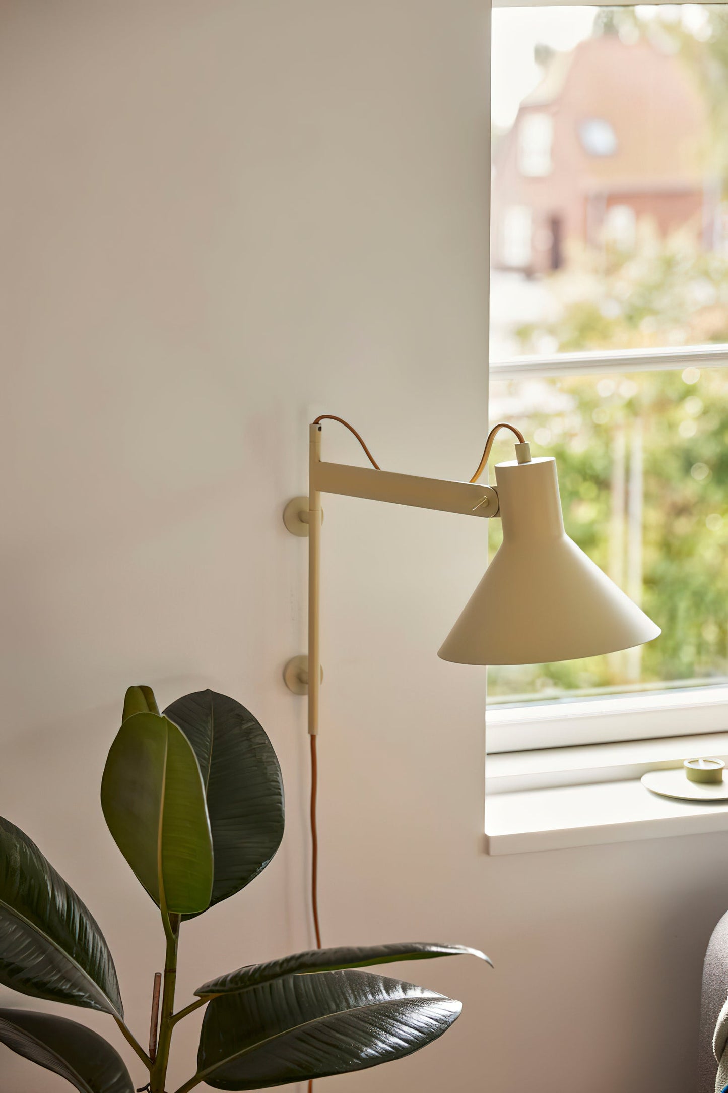 Studio Plug-In Wall Lamp - Aluminium Modern Wall Light | Plug-In Reading & Task Sconce