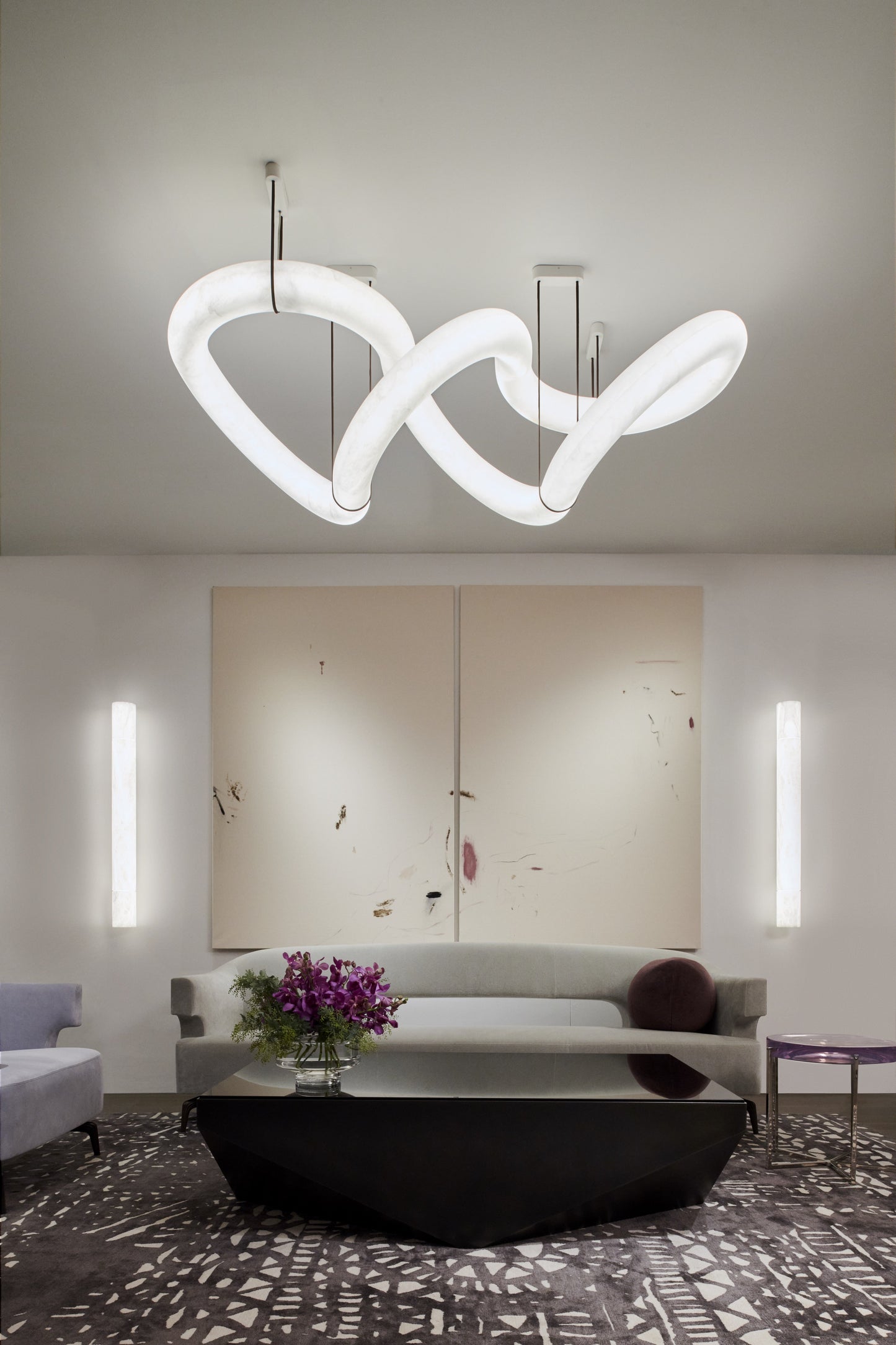 Sumatra Alabaster Wall Sconce - Cylindrical Brass & Natural Alabaster Light | Modern Vertical Stone Sconce
