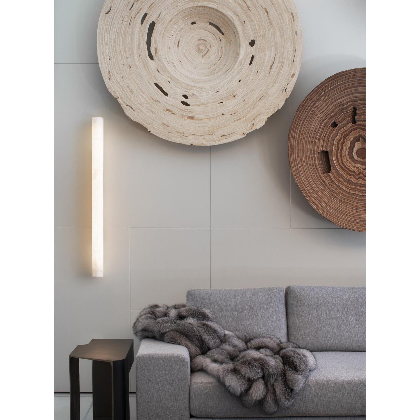 Sumatra Alabaster Wall Sconce - Cylindrical Brass & Natural Alabaster Light | Modern Vertical Stone Sconce