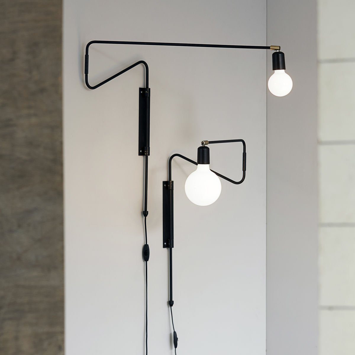 Swing Plug-in Wall Lamp - Articulating Black & Brass Wall Sconce | Modern Extendable Reading Light