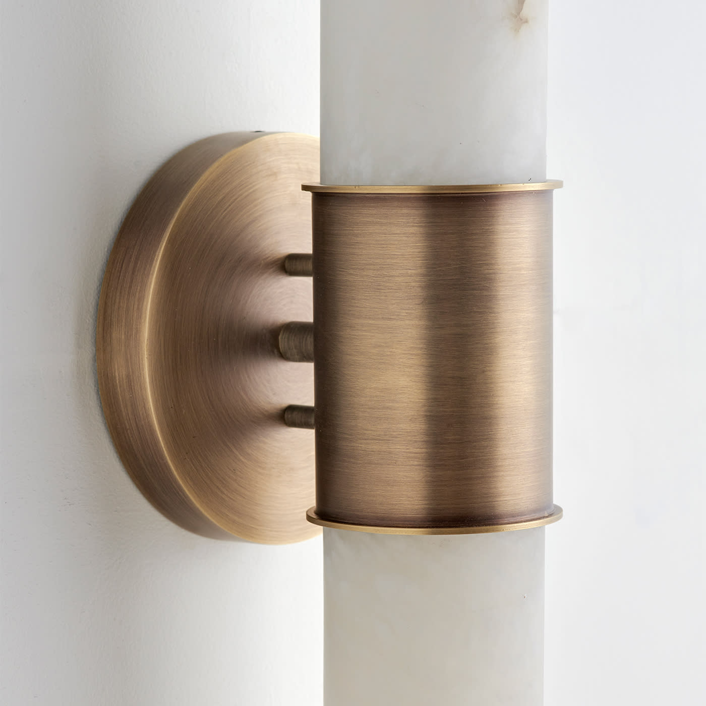 Tabitha Alabaster Wall Lamp - Elongated Brass & Natural Alabaster Sconce | Modern Vertical Stone Wall Light