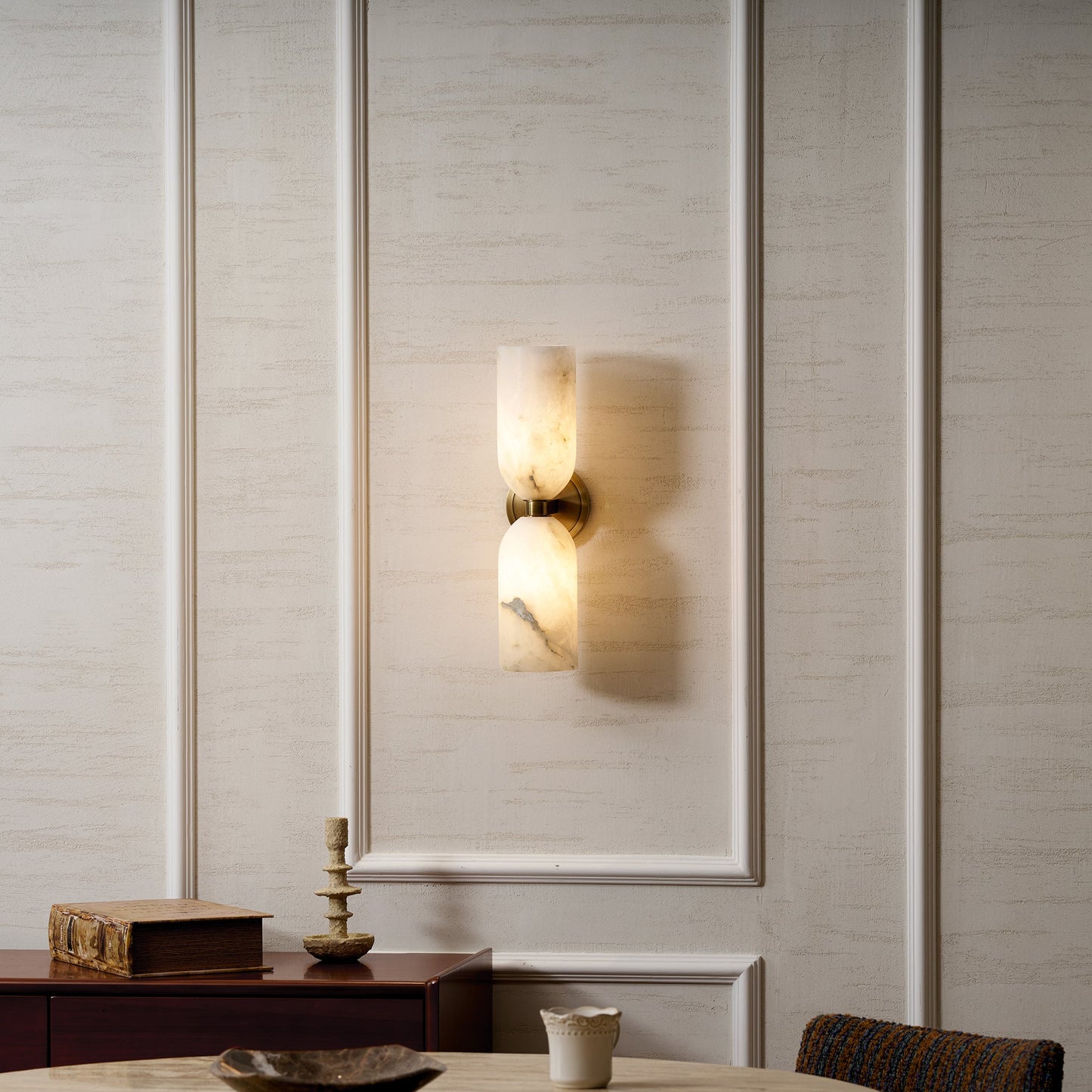 Tandem Alabaster Wall Lamp - Brass & Natural Alabaster Sconce | Modern Vertical Stone Wall Light