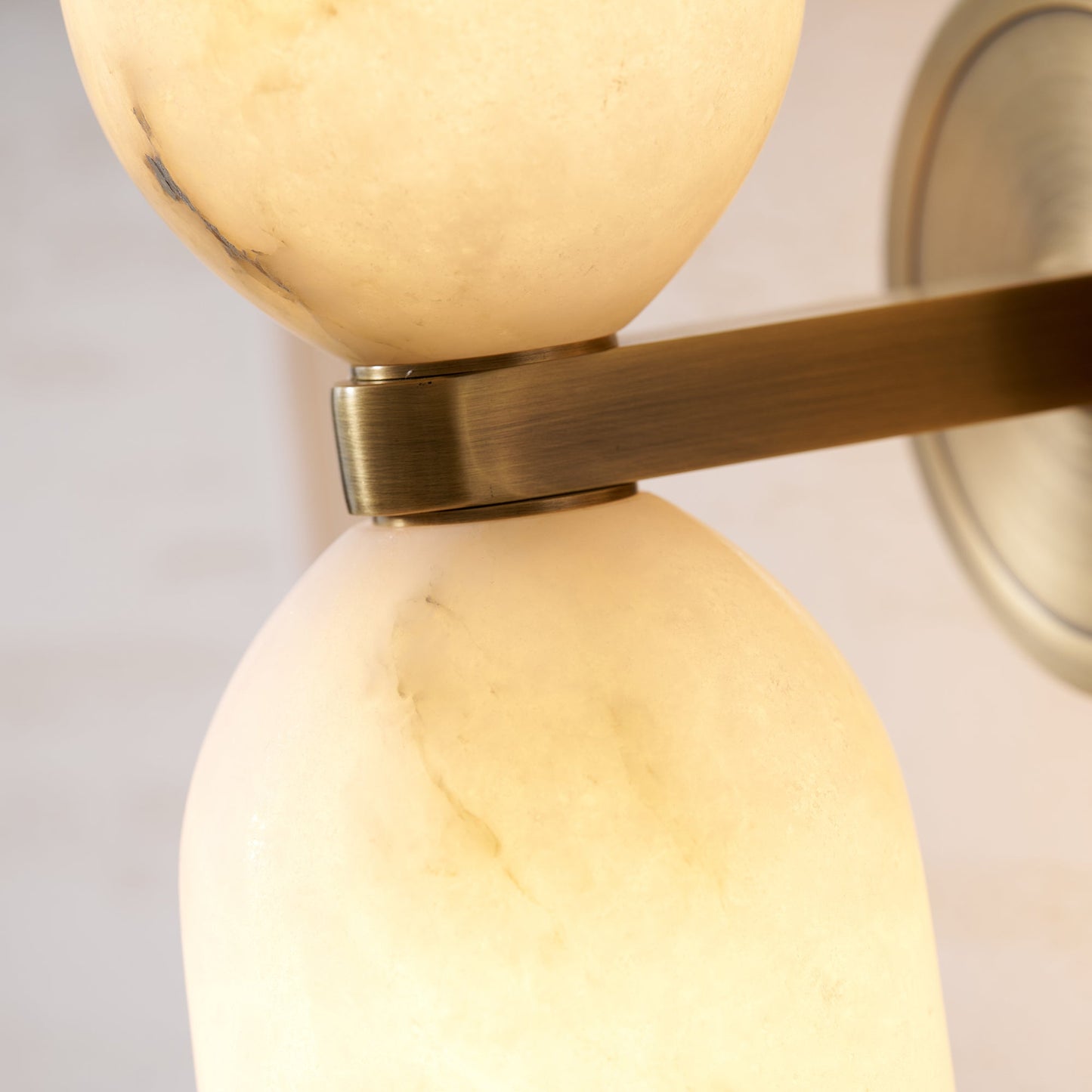 Tandem Alabaster Wall Lamp - Brass & Natural Alabaster Sconce | Modern Vertical Stone Wall Light