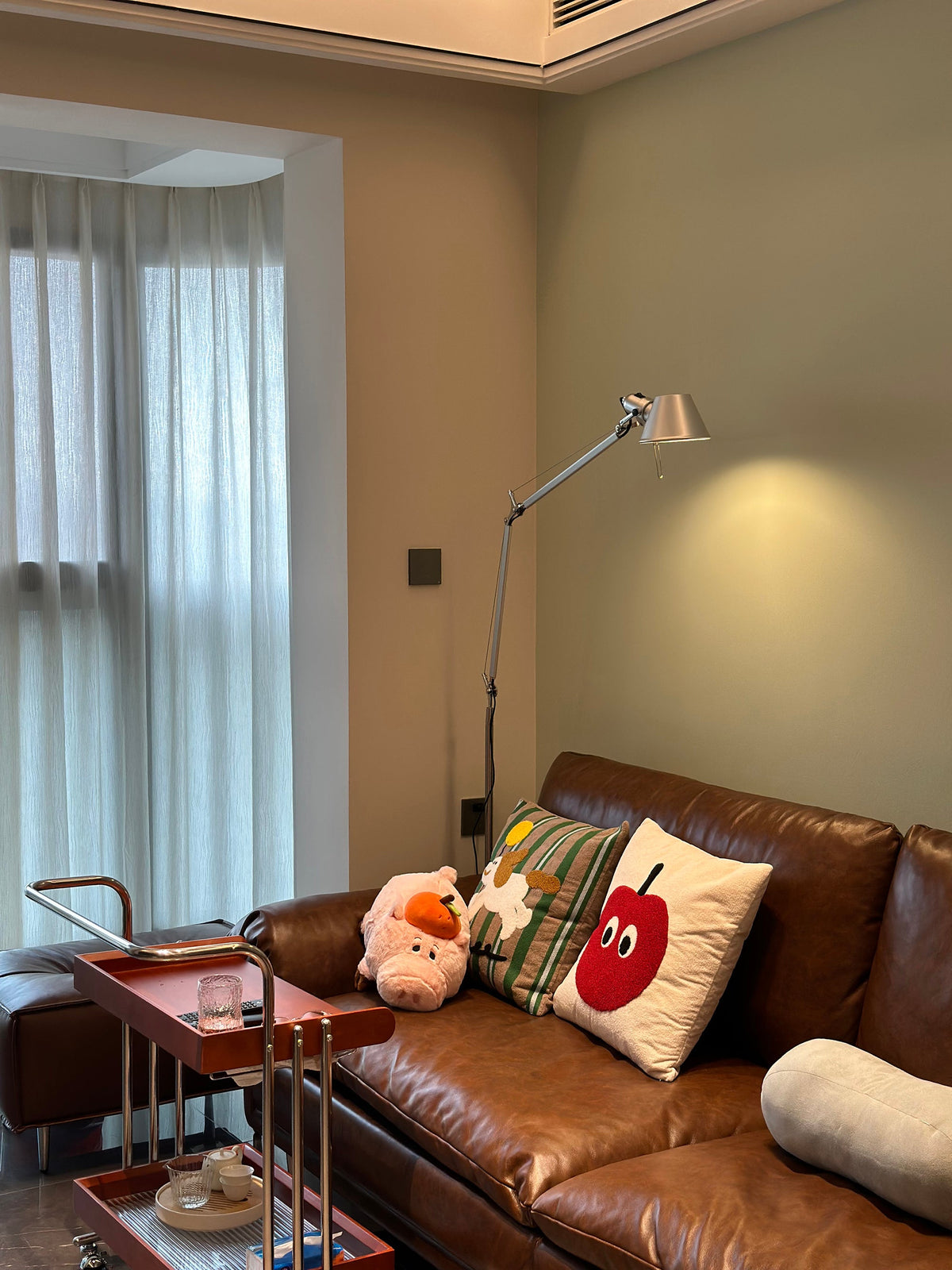 Brady Rocker Arm Floor Lamp – Adjustable Aluminum Articulating Reading Floor Light