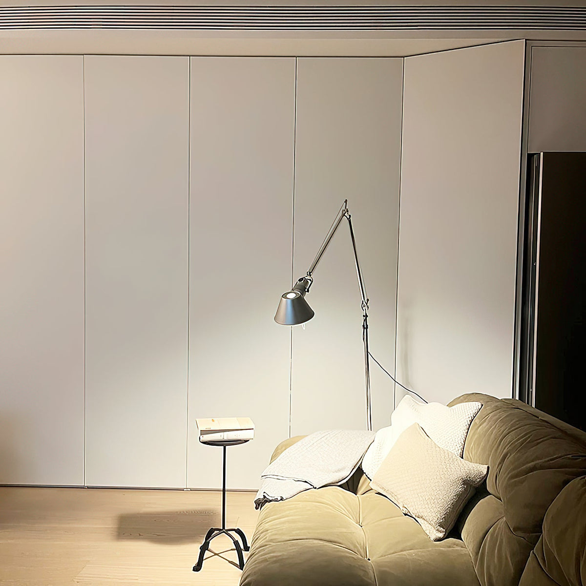 Brady Rocker Arm Floor Lamp – Adjustable Aluminum Articulating Reading Floor Light