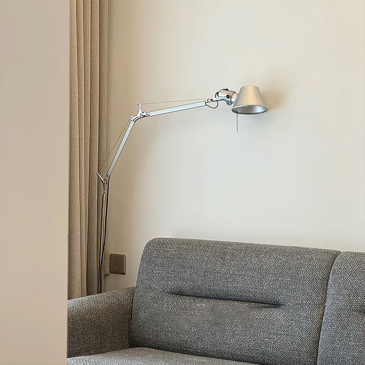 Brady Rocker Arm Floor Lamp – Adjustable Aluminum Articulating Reading Floor Light