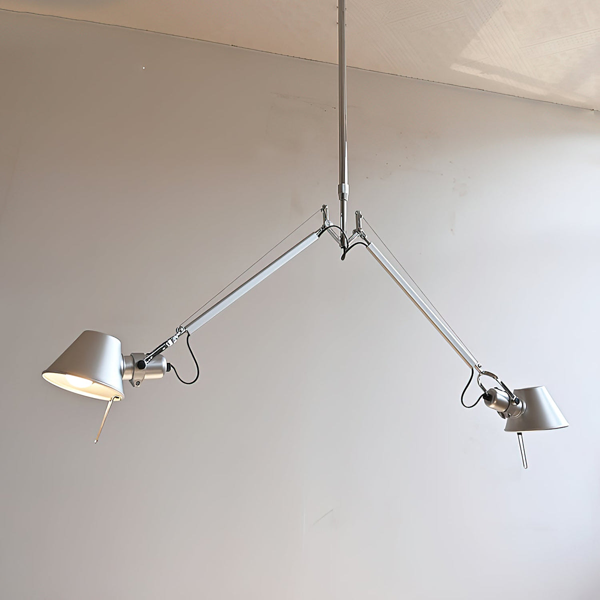 Brady Rocker Arm Pendant Lamp – Adjustable Aluminum Swing-Arm Suspension Light