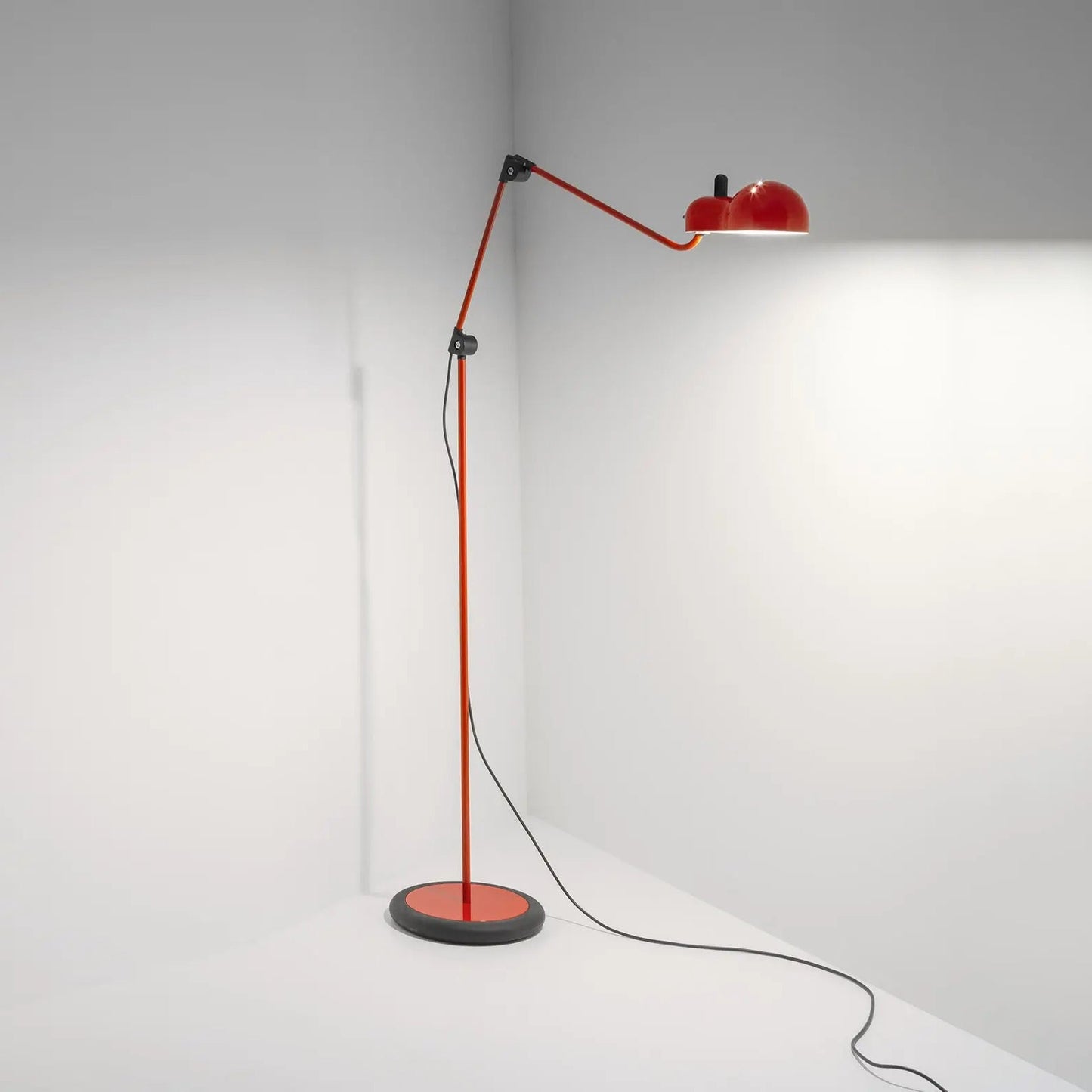 Topo Floor Lamp - Articulated Automotive Metal Standing Lamp | 1960s Vintage Industrial Reading Light