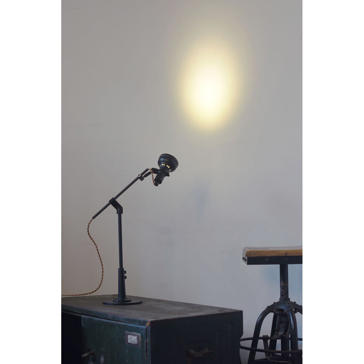 Totham Table Lamp - Vintage Die-Cast Aluminum Desk Lamp | Retro Industrial Black Reading Light