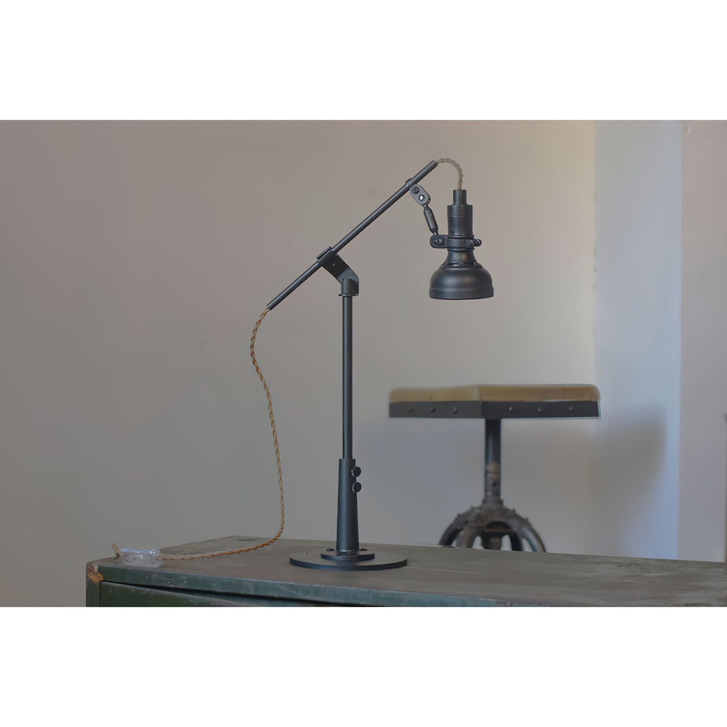 Totham Table Lamp - Vintage Die-Cast Aluminum Desk Lamp | Retro Industrial Black Reading Light
