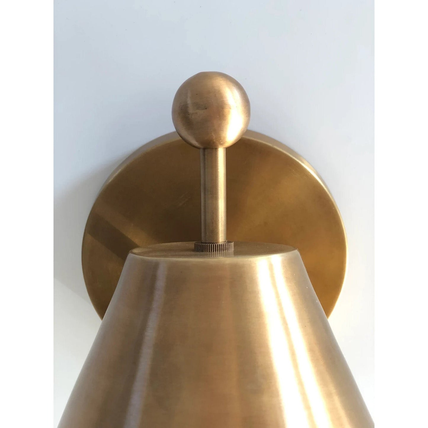 Traatten Wall Lamp - Traditional Solid Brass Wall Sconce | Vintage Finial Accent Light
