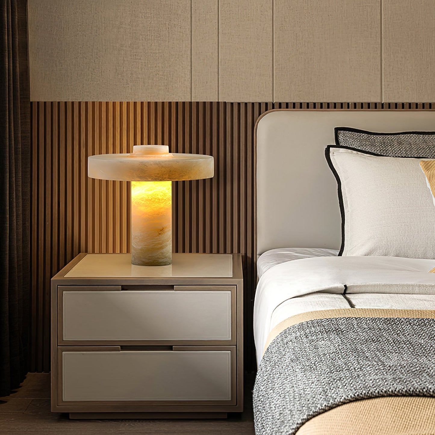 Tramonto Alabaster Table Lamp - Spanish Natural Stone Accent Lamp | Modern Rustic E26/E27 Desk Light