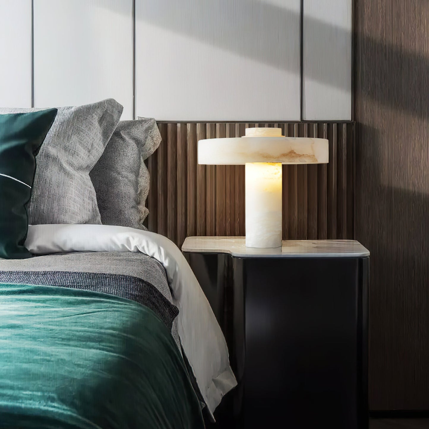 Tramonto Alabaster Table Lamp - Spanish Natural Stone Accent Lamp | Modern Rustic E26/E27 Desk Light