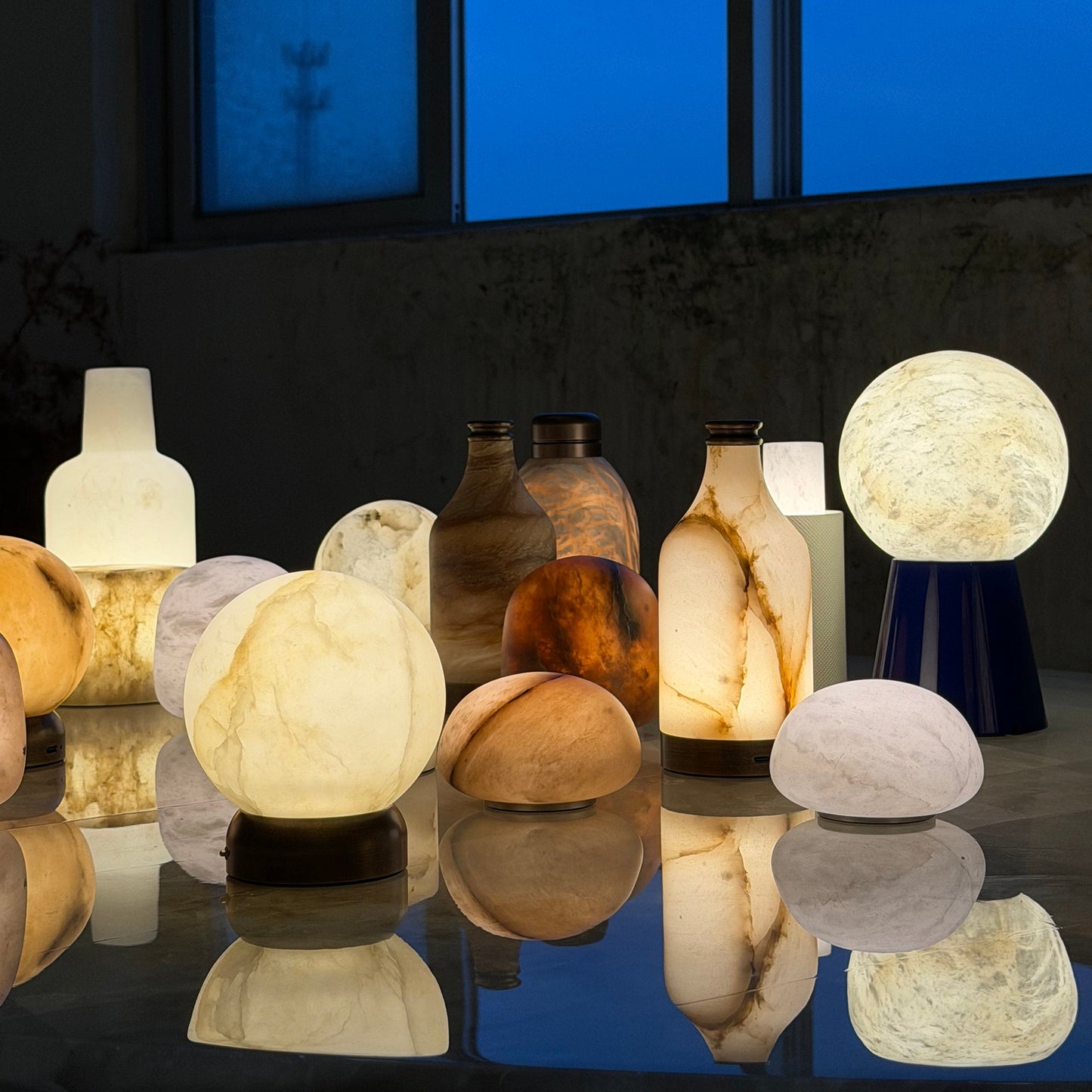 Trevi Table Lamp (Built-in Battery) - Rechargeable Natural Alabaster Wireless Lamp | Portable Bronze Cordless Accent Light