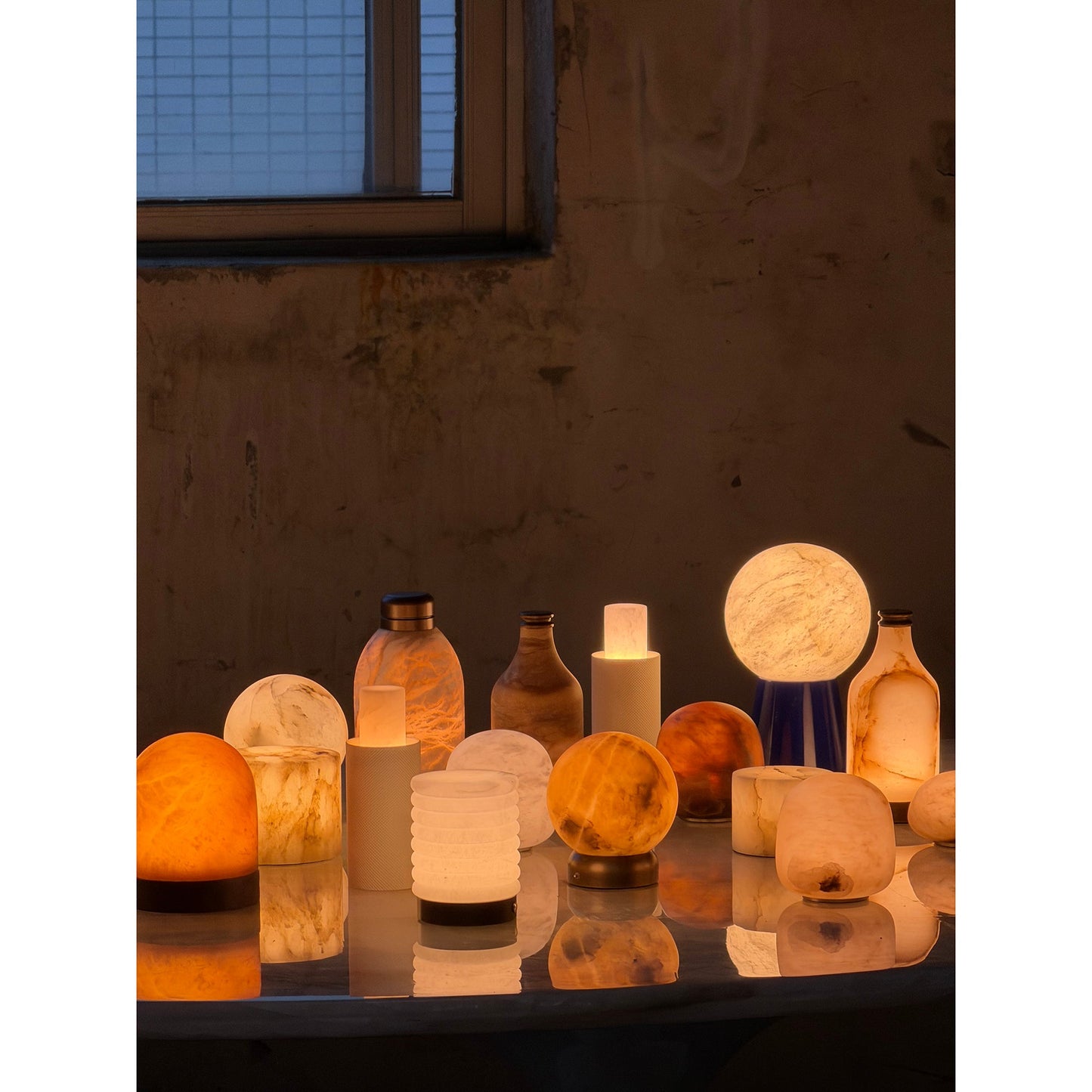 Trevi Table Lamp (Built-in Battery) - Rechargeable Natural Alabaster Wireless Lamp | Portable Bronze Cordless Accent Light