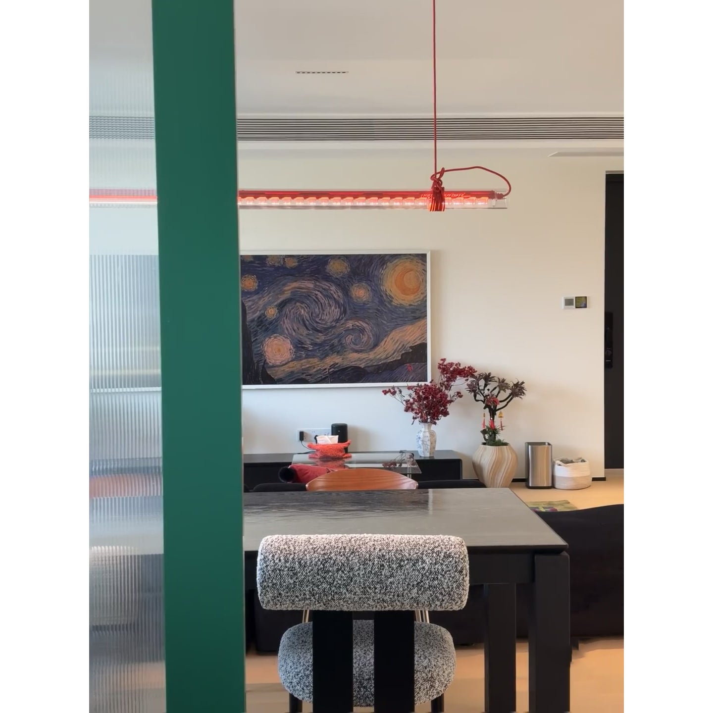 Tubular Linear LED Pendant Lamp - Fire-Polished Glass Tube Linear Light | Modern Kitchen Island & Office Pendant