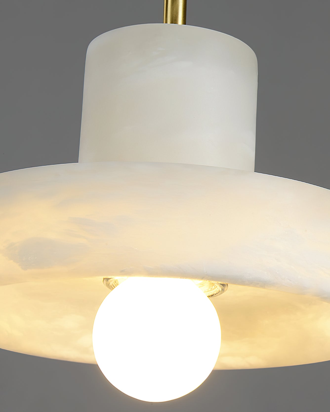 Universo ST Alabaster Pendant Lamp - Natural Spanish Stone & Brass Pendant | Cozy Mineral Ambient Lighting