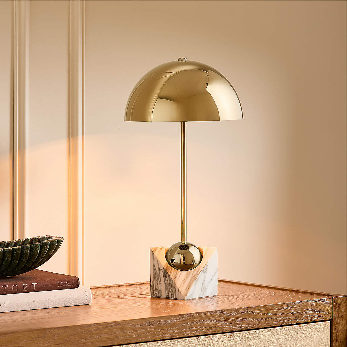 Venus Marble Table Lamp - 1960s Italian Postmodern Metal & Stone Light | Minimalist Geometric Desk Lamp