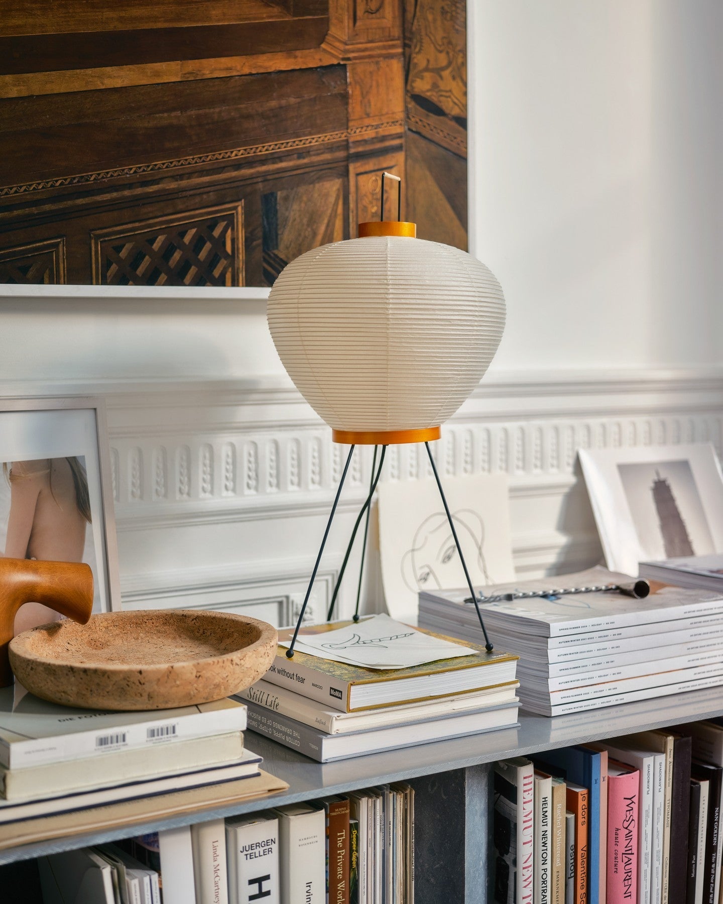 Washi 3A Table Lamp - Japanese Mulberry Paper Tripod Accent Sconce | Modernist Mid-Century Desk Light