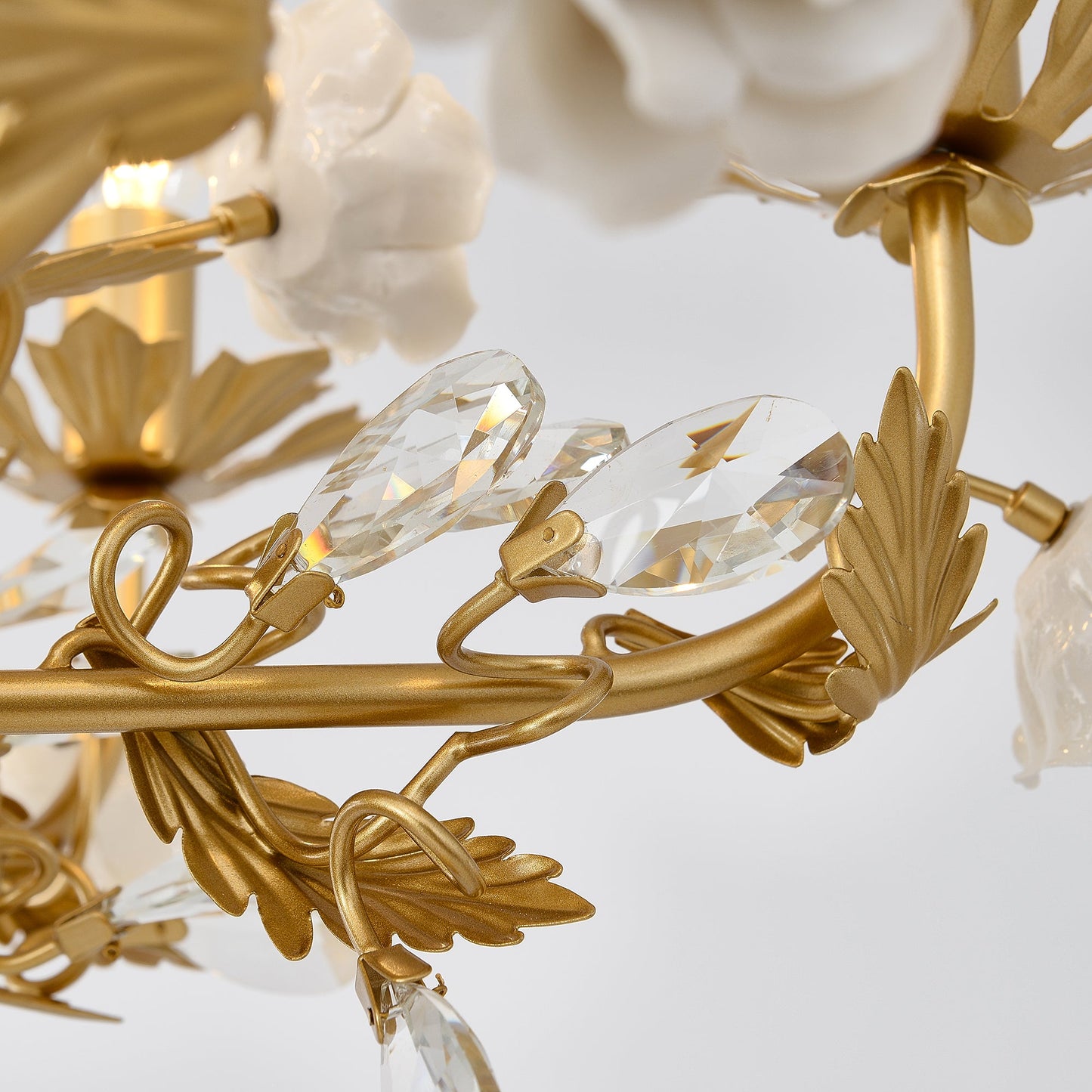 White Rose Crystal Chandelier - Luxury Ceramic Flower & Gold Leaf Hanging Light | 6 or 8-Light French Country Pendant | E12 E14