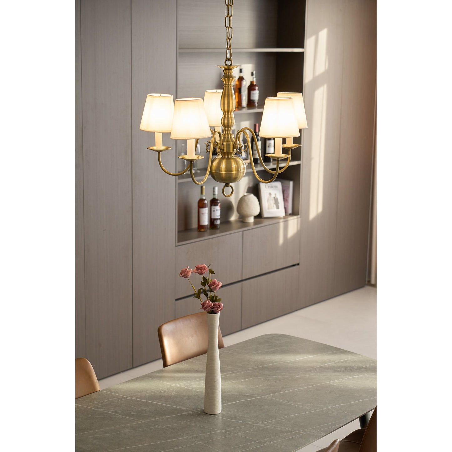 Williamsburg Luxury Brass Chandelier - Classic 5-Light Colonial Hanging Pendant | Traditional Multi-Arm Island Lamp | E14 Base