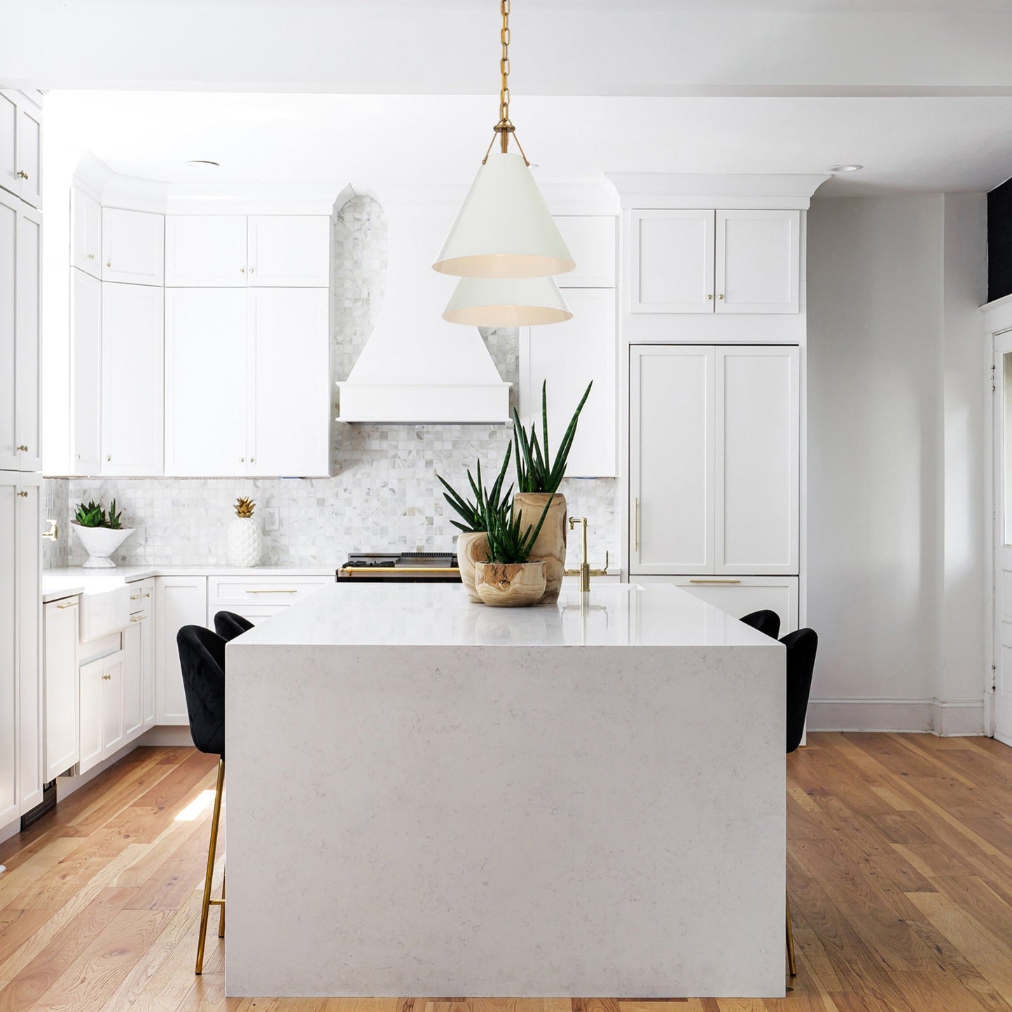 Xavier Pendant Lamp - Modern Conical Metal Chandelier | Minimalist Aluminum & Brass Pendant Light