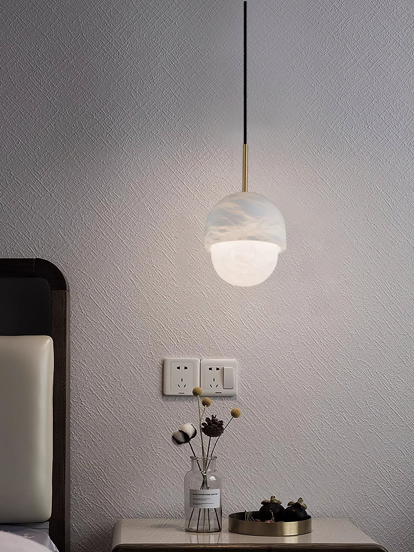 Yoko Alabaster Pendant Light - Japanese Inspired Stone Mini Pendant | Natural Alabaster & Brass Hanging Light