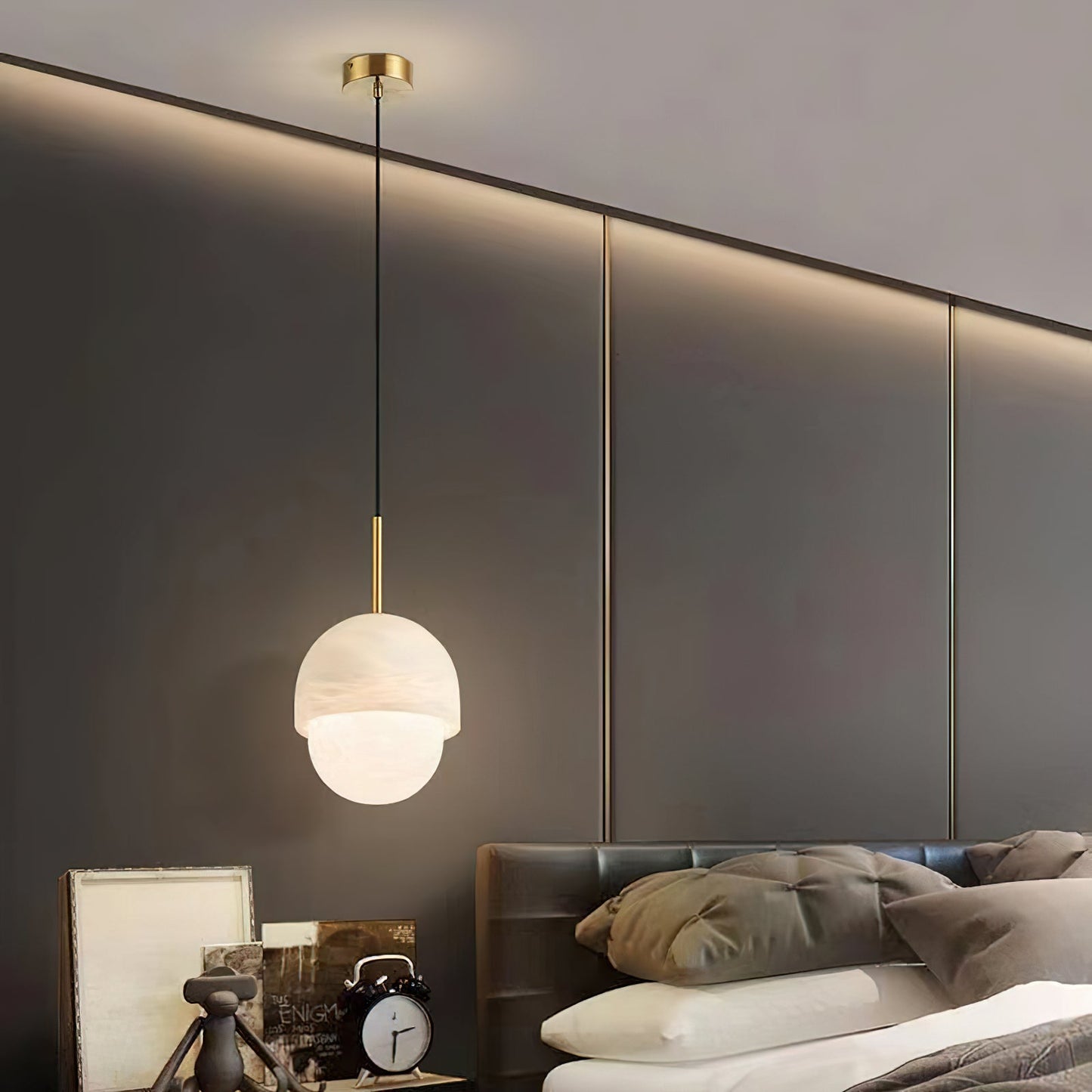 Yoko Alabaster Pendant Light - Japanese Inspired Stone Mini Pendant | Natural Alabaster & Brass Hanging Light