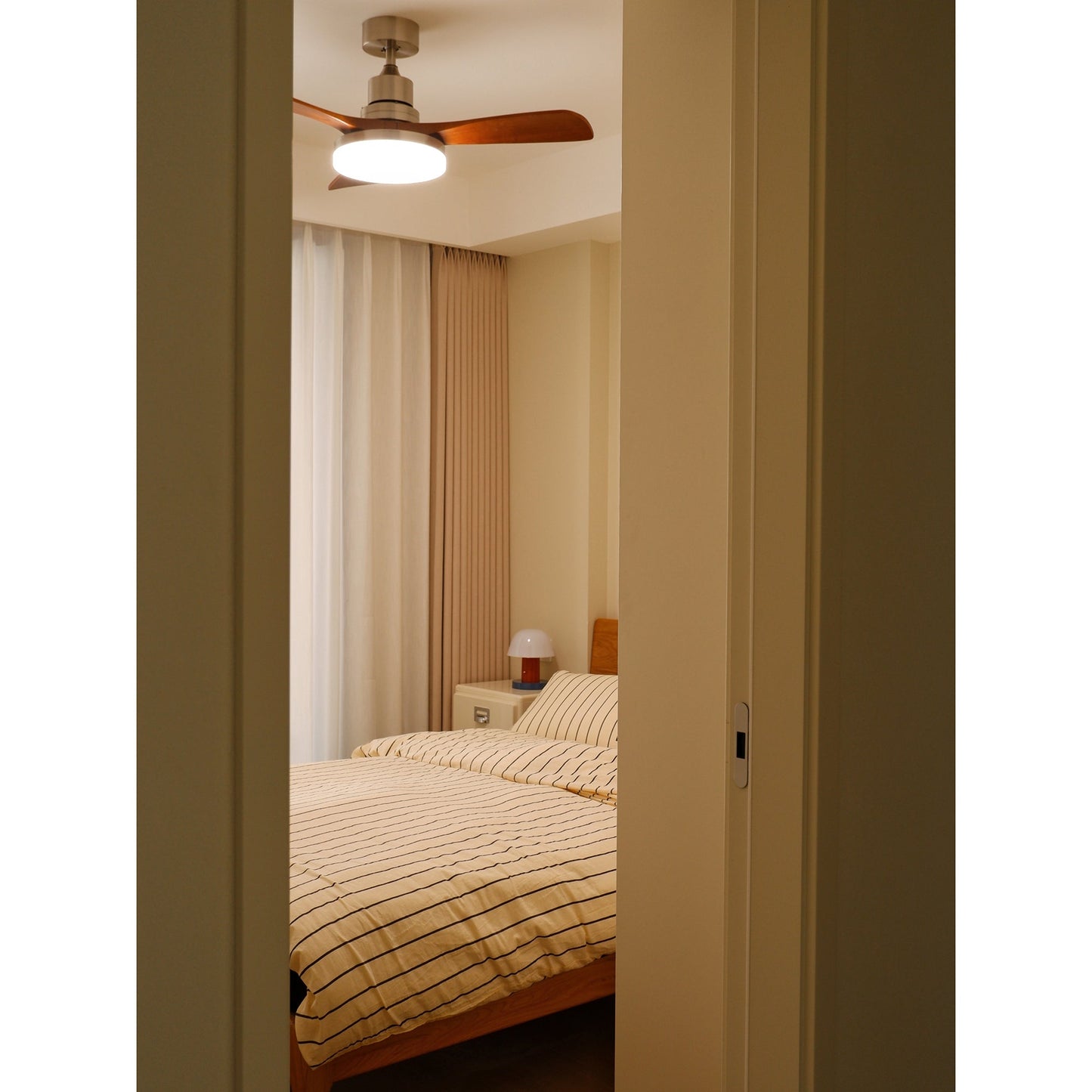 Zephyr Wooden Fan Ceiling Light - Smart DC Motor Indoor Fan | Aerodynamic Walnut Blades & Integrated LED