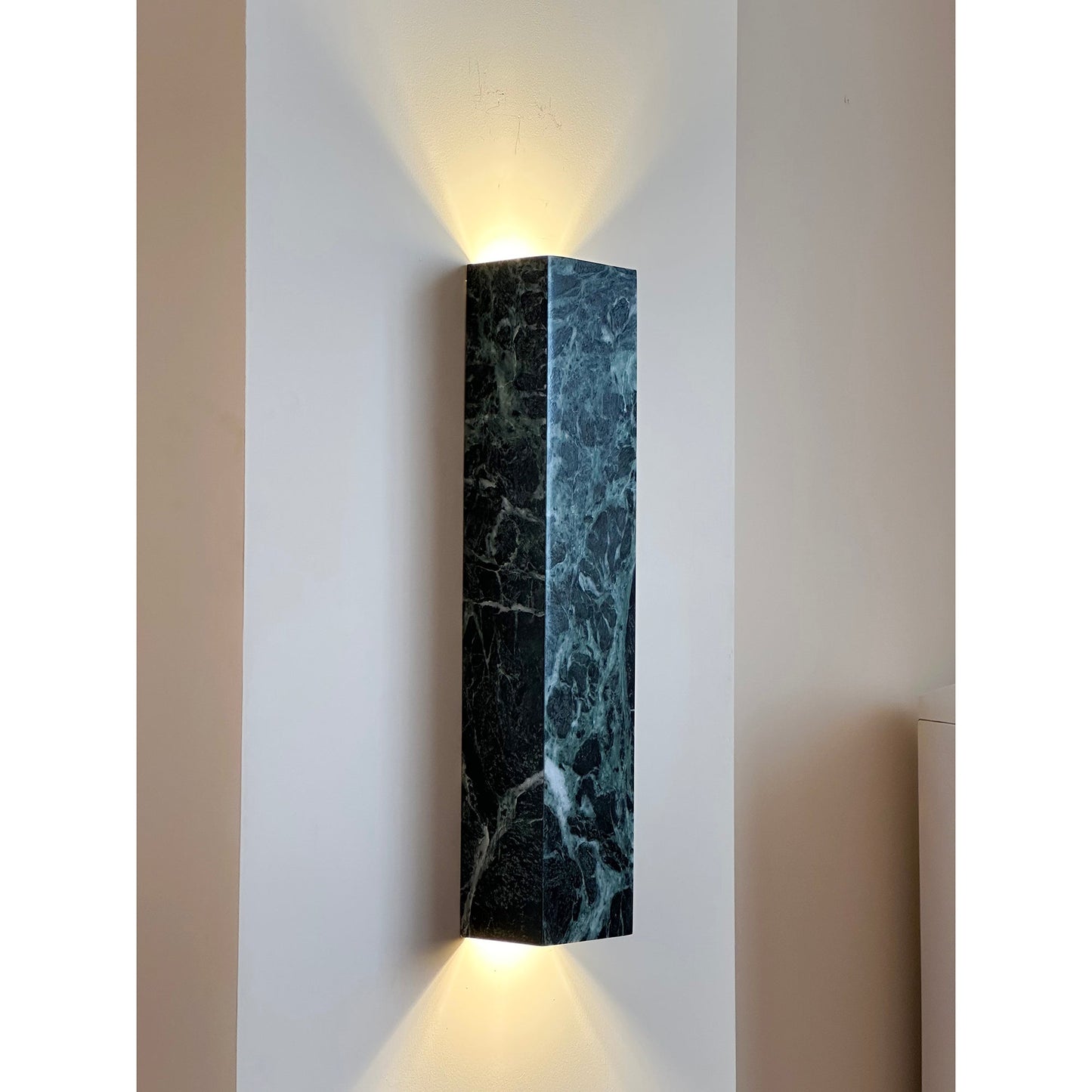 Zurich LED Wall Lamp - Exquisite Green Marble Sconce | Minimalist Swiss-Inspired LED Wall Light
