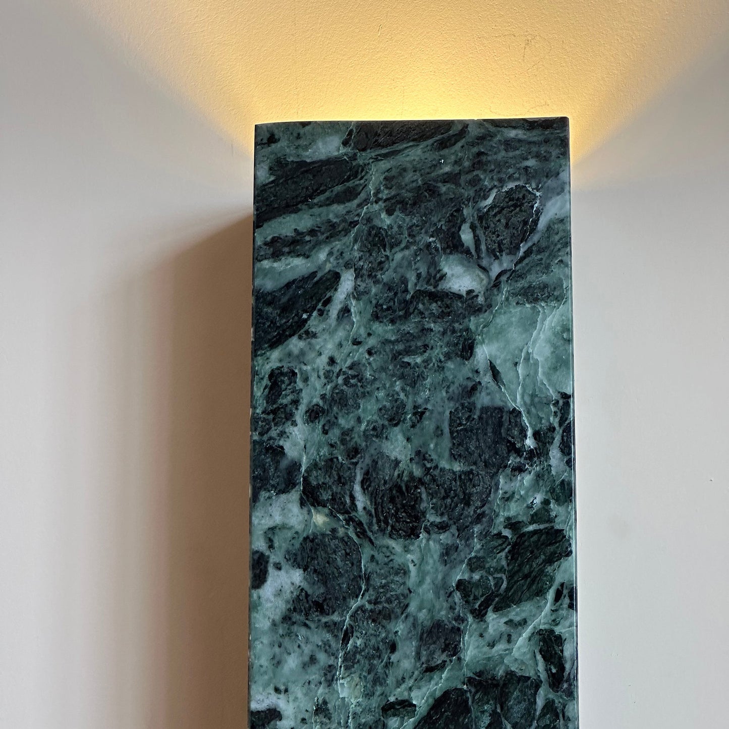 Zurich LED Wall Lamp - Exquisite Green Marble Sconce | Minimalist Swiss-Inspired LED Wall Light