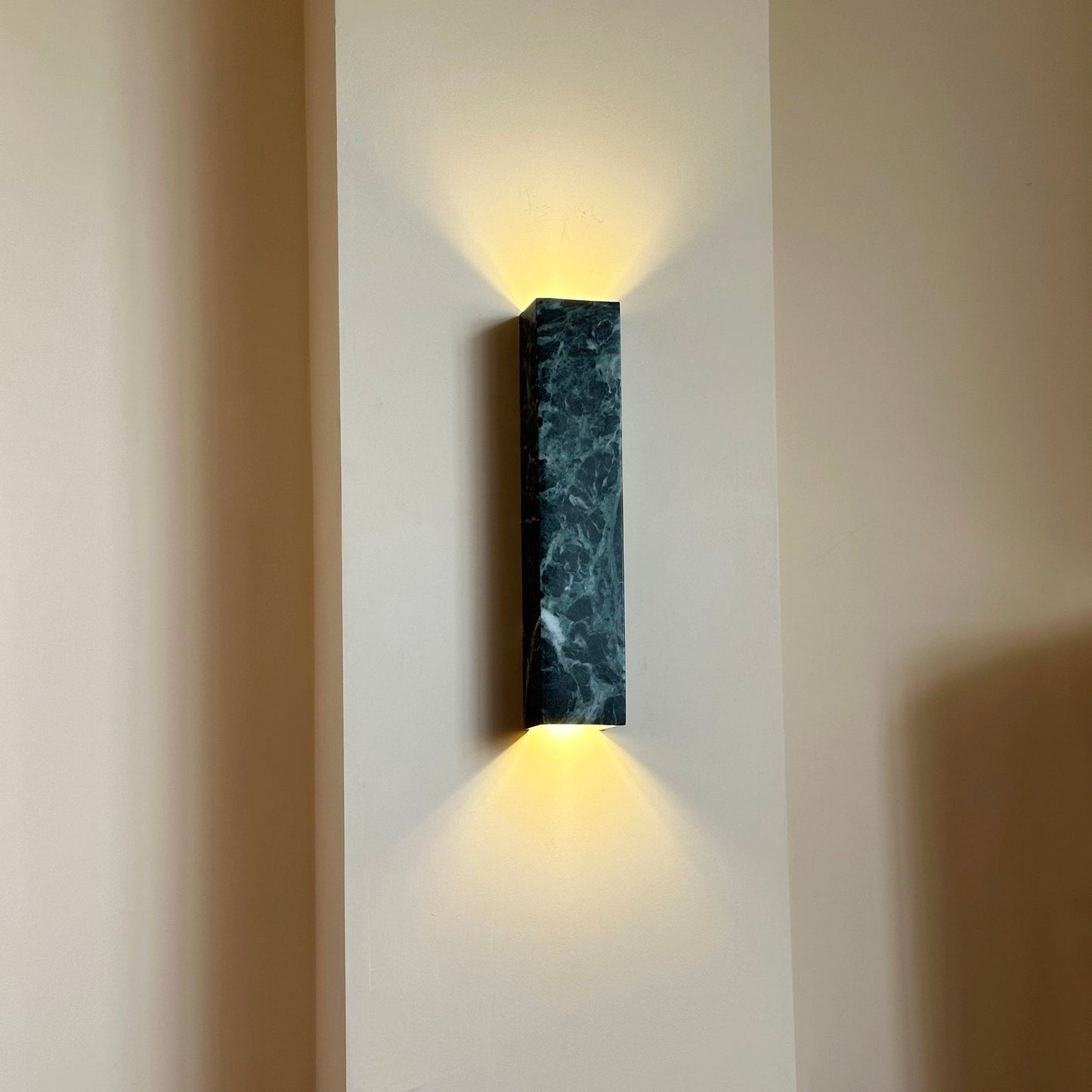 Zurich LED Wall Lamp - Exquisite Green Marble Sconce | Minimalist Swiss-Inspired LED Wall Light