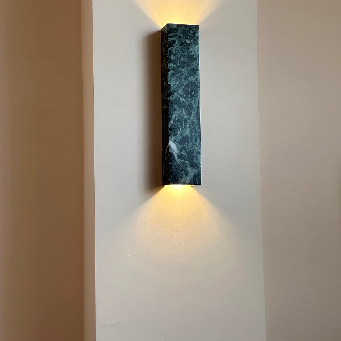 Zurich LED Wall Lamp - Exquisite Green Marble Sconce | Minimalist Swiss-Inspired LED Wall Light